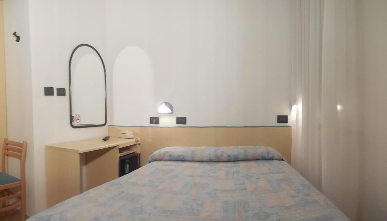 Hotel Prestige Lido di Camaiore Phòng bức ảnh