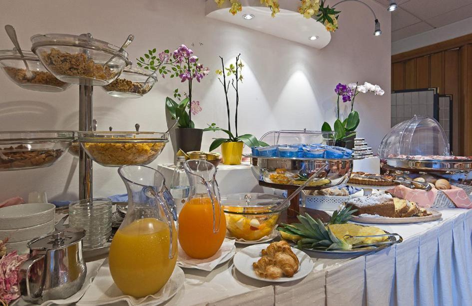 Hotel Prestige Lido di Camaiore Ngoại thất bức ảnh