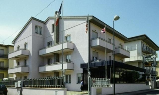 Hotel Prestige Lido di Camaiore Ngoại thất bức ảnh